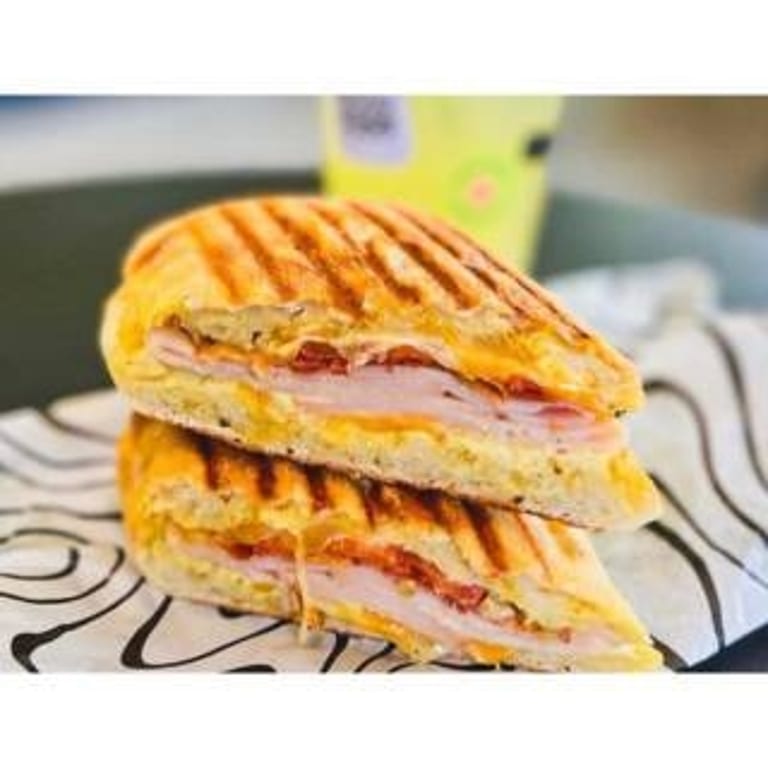 Delicious Wraps: A Healthy and Flavorful Option